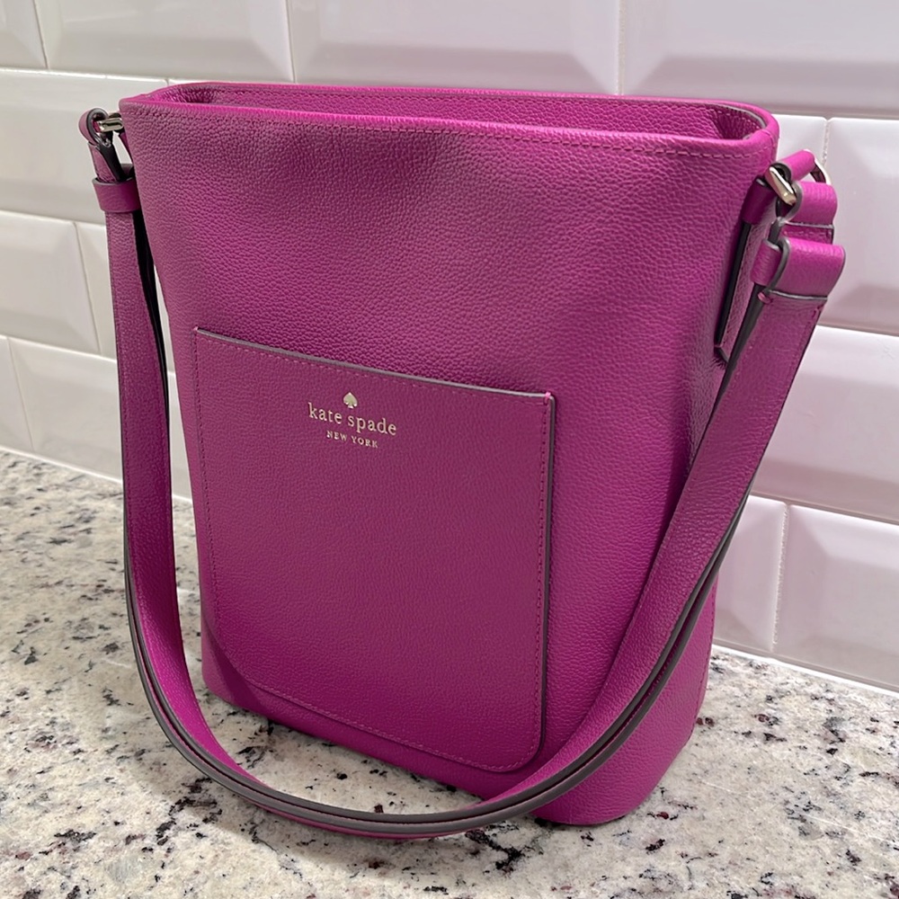 Kate Spade Elsie Bucket Bag NWOT - Picture 3 of 14